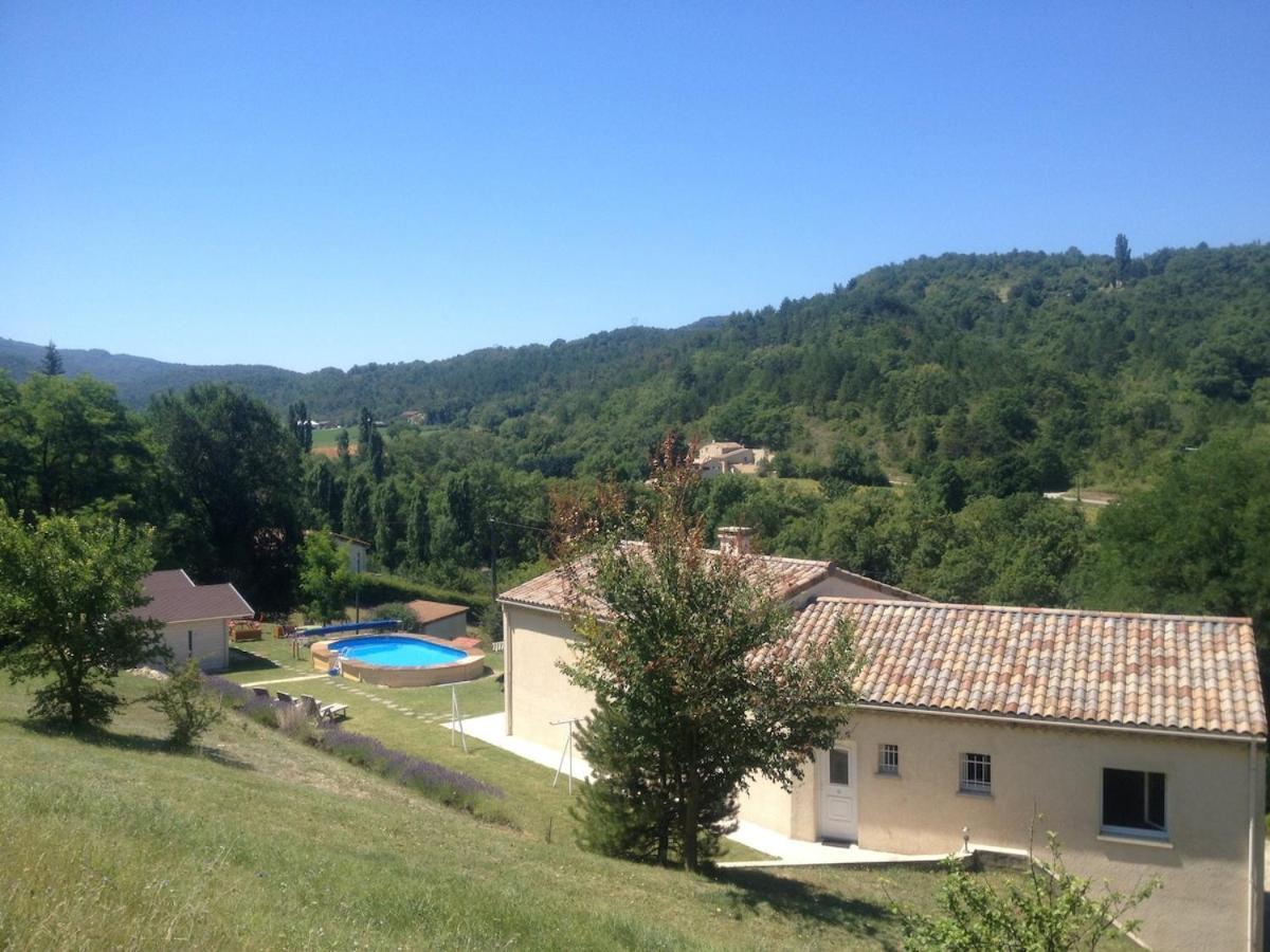 Maison De Vacances Avec Ses Petits Chalets Aouste-sur-Sye Εξωτερικό φωτογραφία